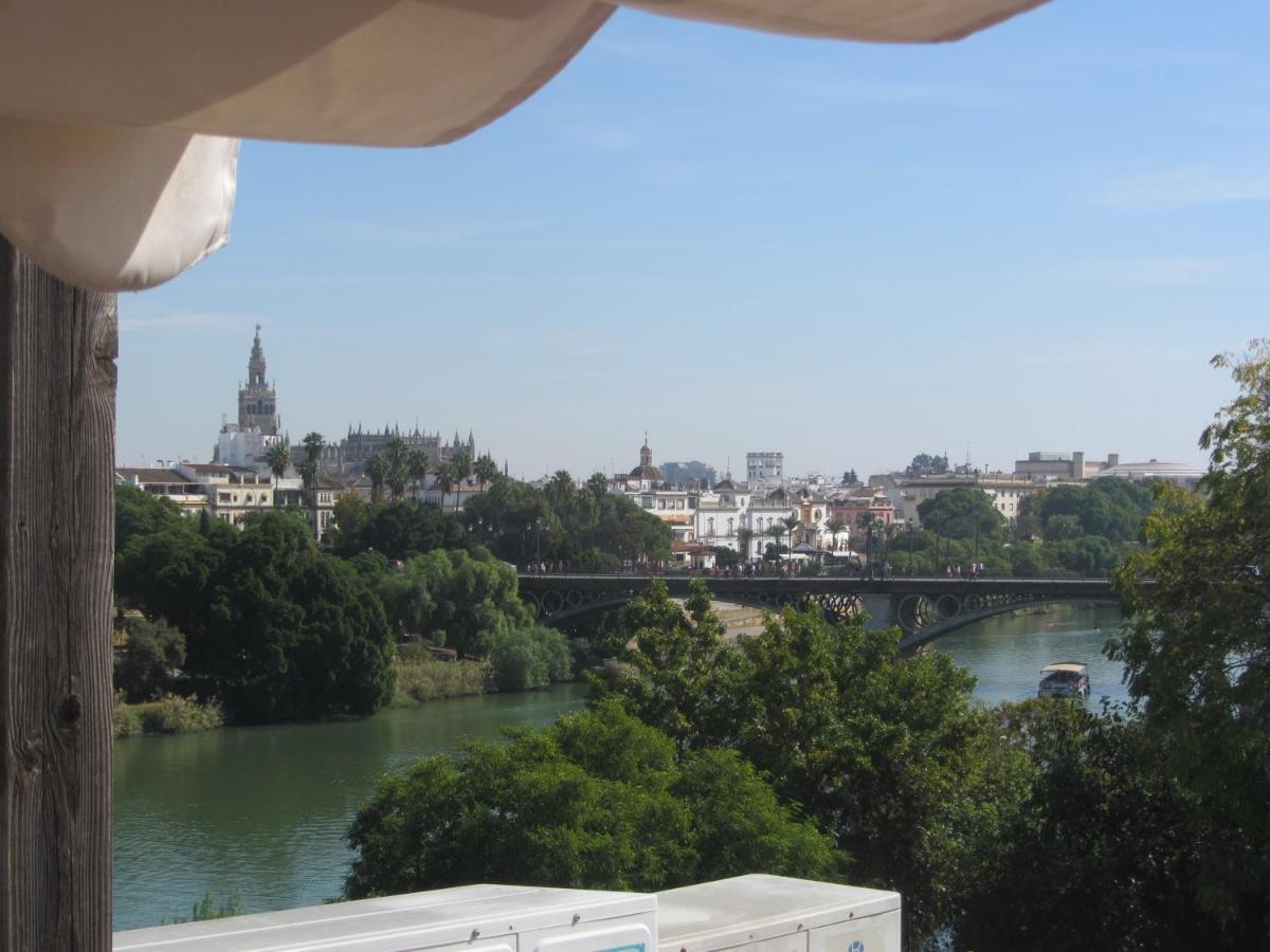 Trianabridgeviews Atico Con Vistas Al Puente De Triana Calle Castilla 38 Seville Luaran gambar